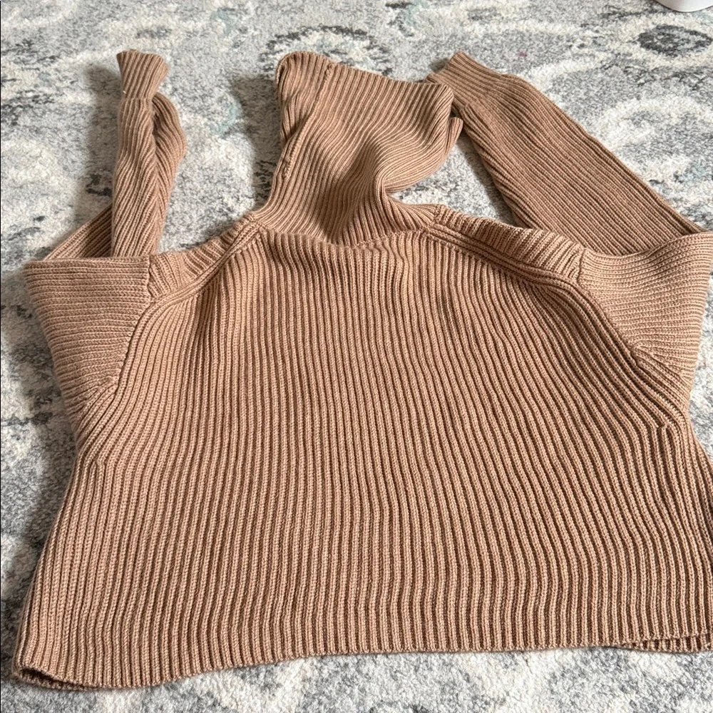 Aritzia Babaton Guell Merino Wool Sweater - Picture 9 of 9